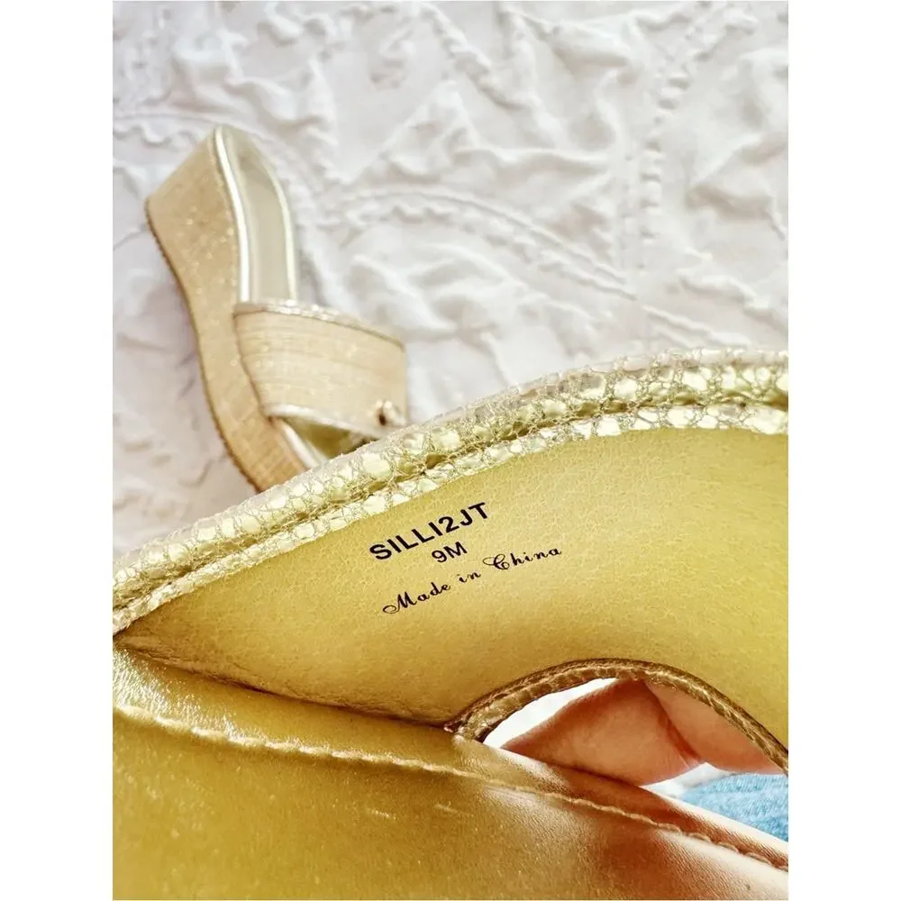 Donald Pliner Silli Wedge Sandal Size 9 New